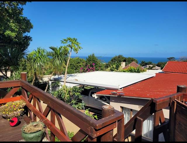 5 BEDROOM HOUSE FOR SALE IN MANABA BEACH